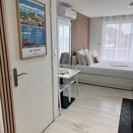 Apartment Jacuzzi 2 Min De La